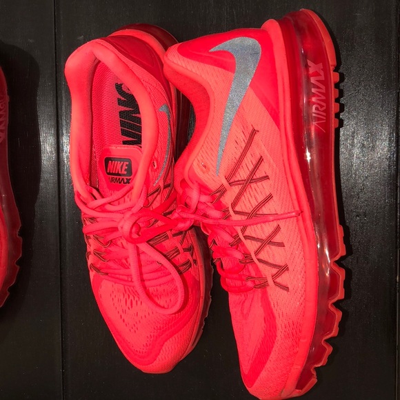 crimson red nike shoes